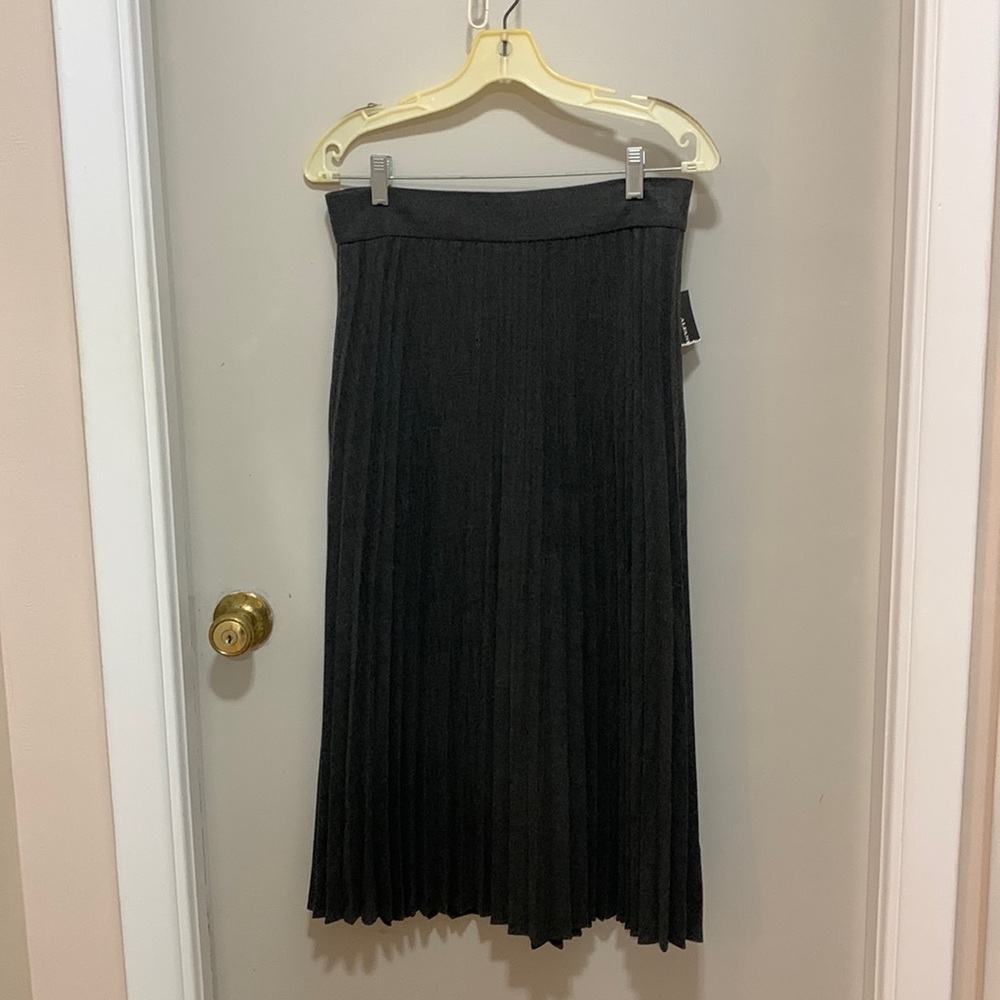 NWT Alfani charcoal pleated midi skirt